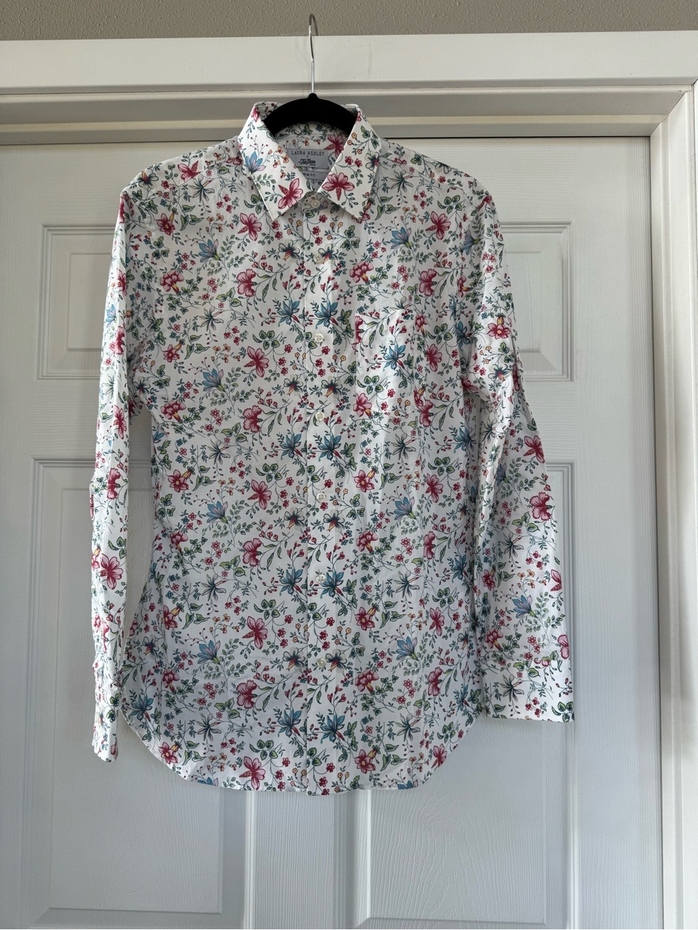 Laura Ashley x The Tie Bar Indienne Floral White Dress Shirt
